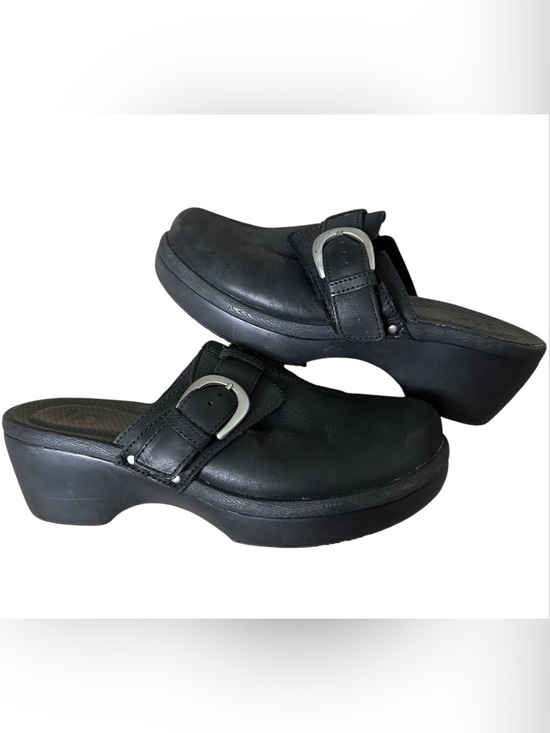 CROCS Shoes - Crocs Sz 9 M Black Leather Buckle Studs Platform Clogs Heels Shoes